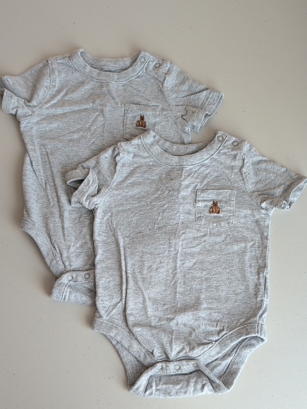 GAP Heather Gray Short Sleeve Onesies with Bear Patch (2-Pack)